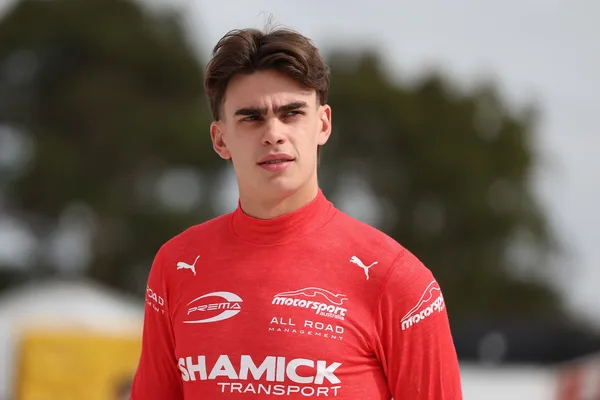 FOR HEADERS26 tough day at home for australian contingent in melbourne